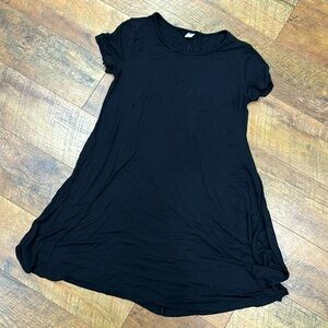 Old Navy Black T-Shirt Dress - Small